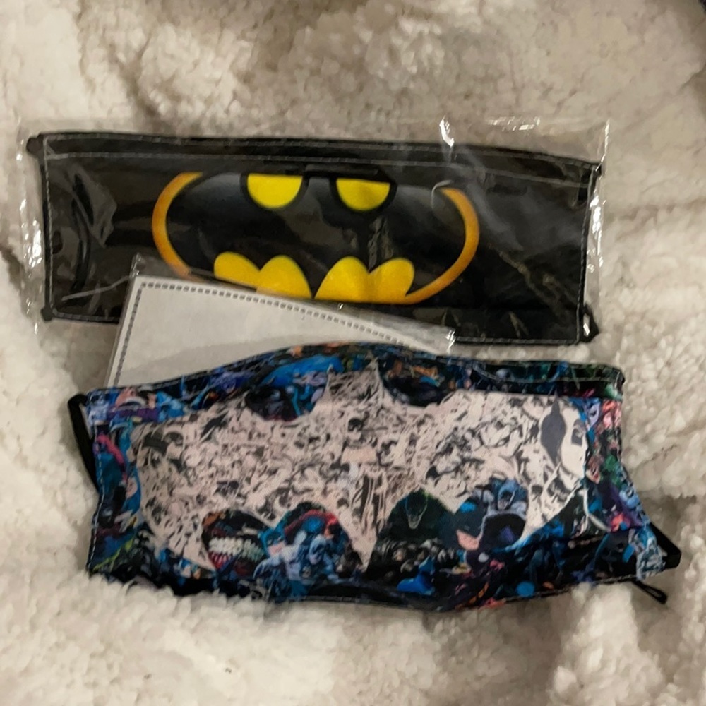 New set/2 Batman face masks